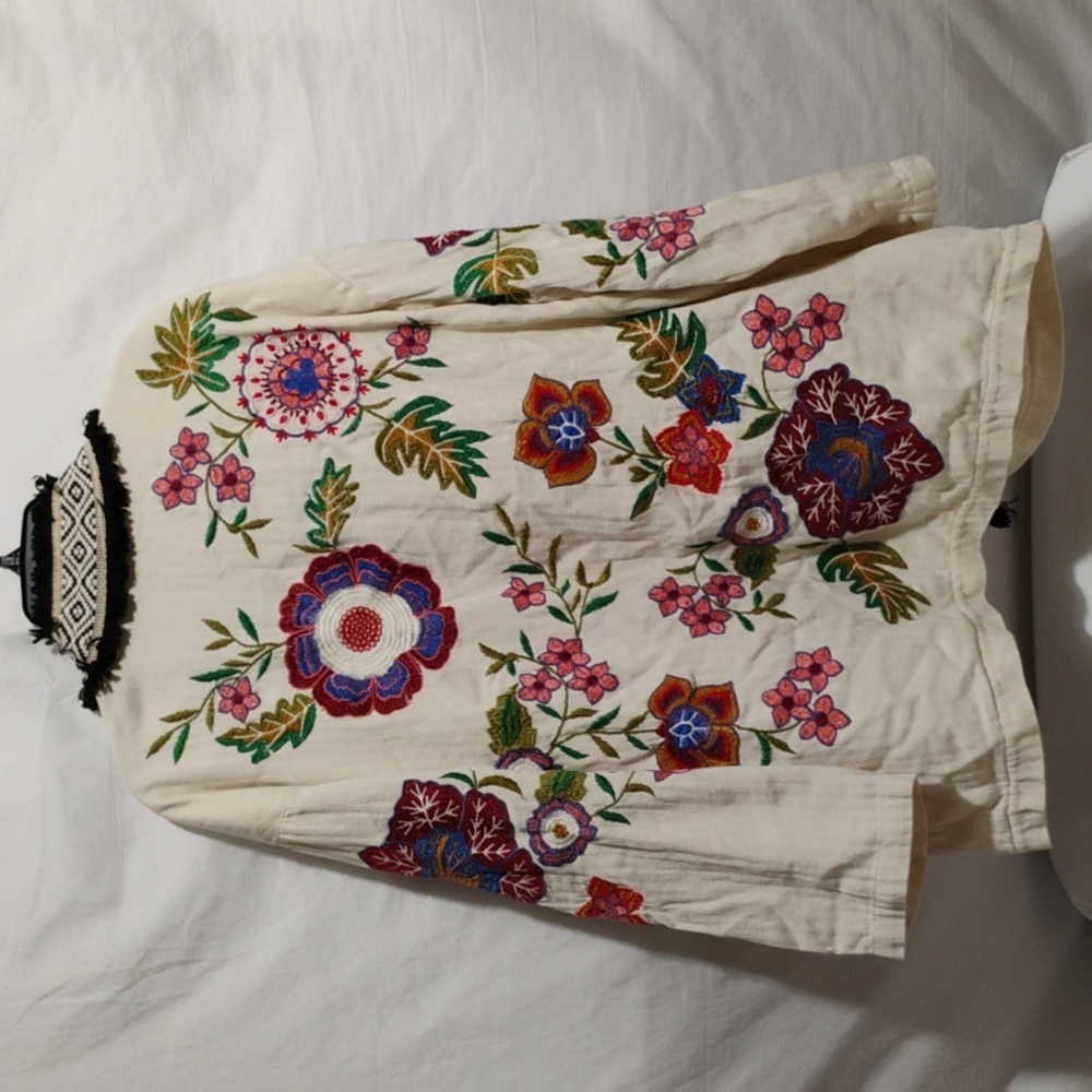 SALE! Zara TRF Embroidered Jacket W Pockets Sz.S-M Hardly Worn - Picture 8 of 10